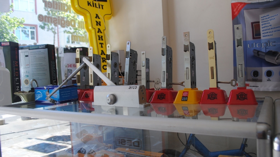 Postane Mahallesi Kilit Değişimi ve Montajı