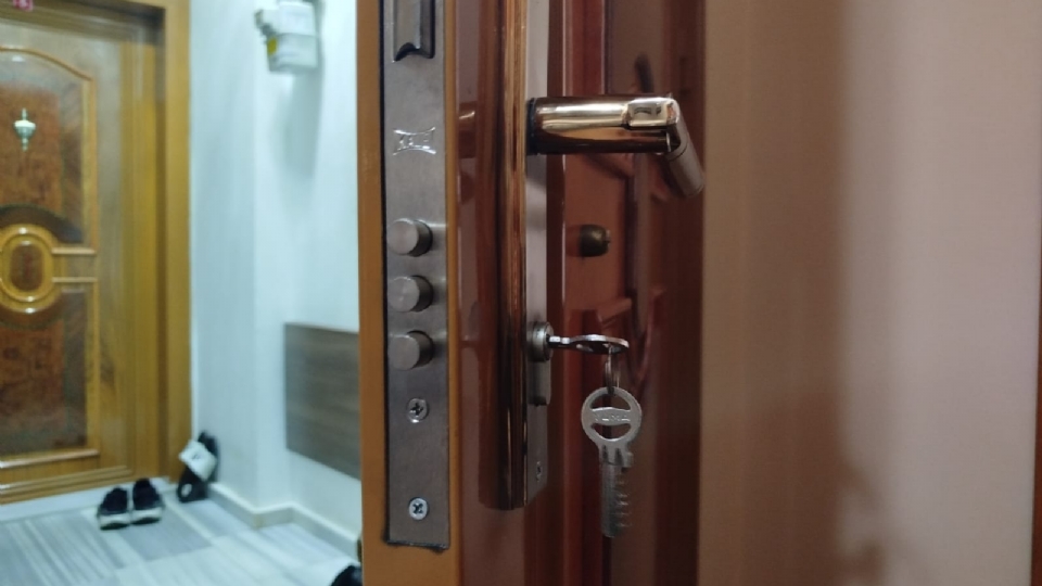 Postane Mahallesi Kilit Değişimi ve Montajı